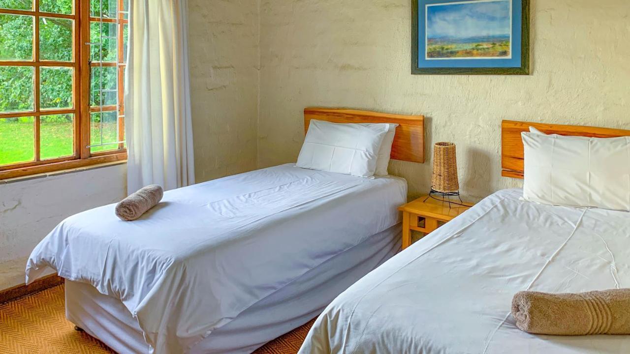Wits End Mountain Resort Champagne Valley Exterior foto